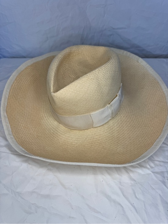 100% Capri Classic Wide-Brim Straw Hat with Ribbon - Cream